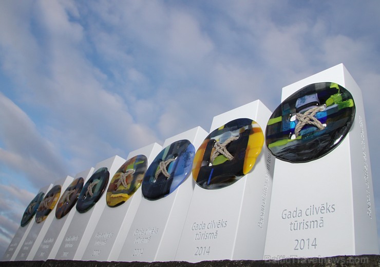 «GADA CILVĒKS TŪRISMĀ 2014» balvas 8 nominācijās tiks pasniegtas tūrisma izstādē «Balttour 2014» - www.turismabizness.lv/lv/gada-cilveks-turisma «GADA CILVĒKS TŪRISMĀ 2014» balvas 8 nominācijās tiks pasniegtas tūrisma izstādē «Balttour 2014» - www.turismabizness.lv/lv/gada-cilveks-turisma 142237