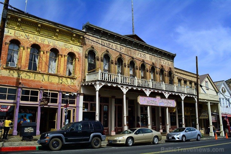 Virginia City ir atgriešanās tālā pagātnē un pirmais ieskats Mežonīgo Rietumu laikos. 19. gs. otrajā pusē te tika atklātas bagātīgas zelta un sudraba  142930