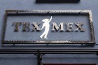 Travelnews.lv redakcija pusdieno meksikāņu restorānā  «Tex Mex»