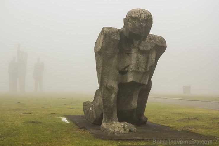 Salaspils Memoriālais ansamblis ir viens no lielākajiem pieminekļu kompleksiem fašisma upuru piemiņai Eiropā Salaspils Memoriālais ansamblis ir viens no lielākajiem pieminekļu kompleksiem fašisma upuru piemiņai Eiropā 143681