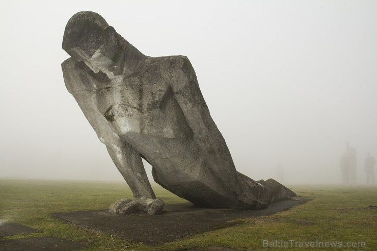 Salaspils Memoriālais ansamblis ir viens no lielākajiem pieminekļu kompleksiem fašisma upuru piemiņai Eiropā Salaspils Memoriālais ansamblis ir viens no lielākajiem pieminekļu kompleksiem fašisma upuru piemiņai Eiropā 143684
