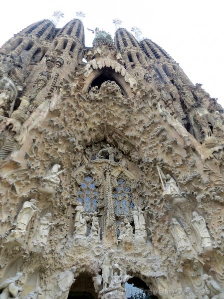 Atklāj, ko slēpj Svētās Ģimenes baznīcas (Sagrada Família) greznas vitrāžas www.sagradafamilia.cat 144985
