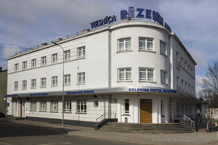 Hotel Kolonna Rēzekne piemērota patiesiem Latgales apceļotājiem. Vairāk informācijas - www.hotelkolonna.com Hotel Kolonna Rēzekne piemērota patiesiem Latgales apceļotājiem. Vairāk informācijas - www.hotelkolonna.com 147874