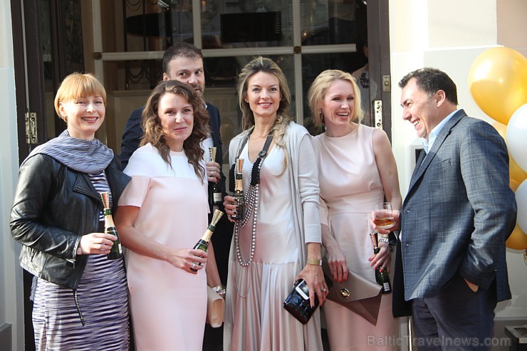 Vecrīgas slavenā 5 zvaigžņu viesnīca «Grand Palace Hotel Riga» svin 15 gadu jubileju - www.GrandPalaceRiga.com Vecrīgas slavenā 5 zvaigžņu viesnīca «Grand Palace Hotel Riga» svin 15 gadu jubileju - www.GrandPalaceRiga.com 148935