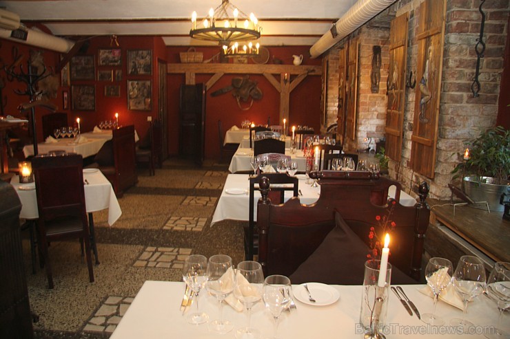 Travelnews.lv redakcija 25.05.2015 apciemo Rīgas restorānu «Steiku Haoss» Tērbatas ielā - www.SteikuHaoss.lv Travelnews.lv redakcija 25.05.2015 apciemo Rīgas restorānu «Steiku Haoss» Tērbatas ielā - www.SteikuHaoss.lv 150339