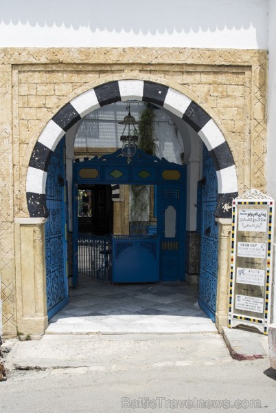 Travelnews.lv redakcija apskata populāro Sidi Bou Said pilsētu Tunisijā 150602