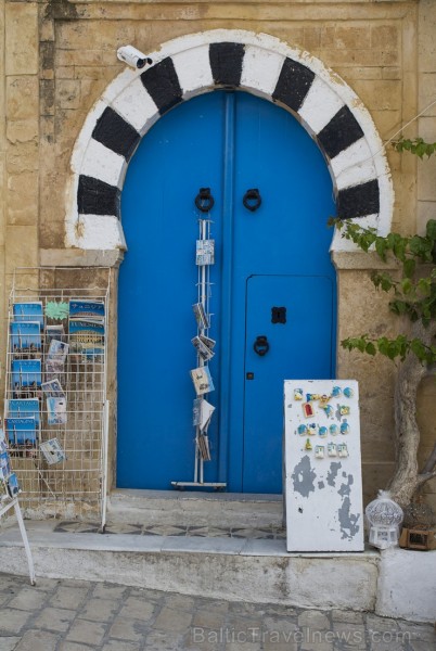 Travelnews.lv redakcija apskata populāro Sidi Bou Said pilsētu Tunisijā 150611