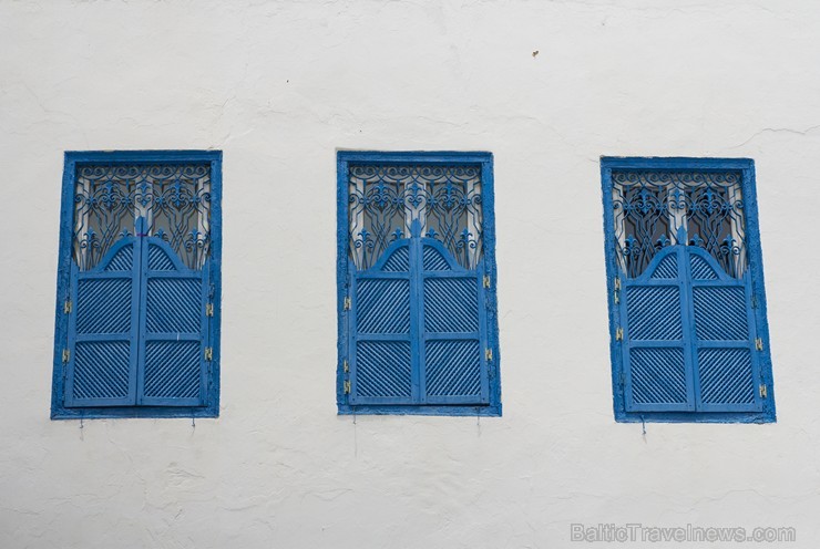 Travelnews.lv redakcija apskata populāro Sidi Bou Said pilsētu Tunisijā 150624