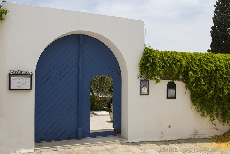 Travelnews.lv redakcija apskata populāro Sidi Bou Said pilsētu Tunisijā 150627