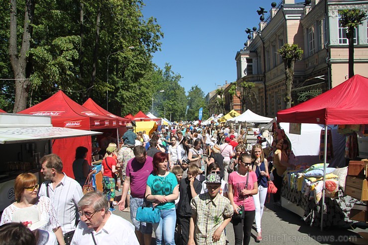Daugavpils (www.visitdaugavpils.lv) ar vērienīgiem un saulainiem svētkiem svin 740. gadu pilsētas jubileju Daugavpils (www.visitdaugavpils.lv) ar vērienīgiem un saulainiem svētkiem svin 740. gadu pilsētas jubileju 151020