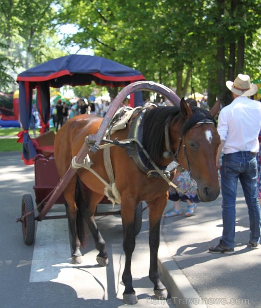 Daugavpils (www.visitdaugavpils.lv) ar vērienīgiem un saulainiem svētkiem svin 740. gadu pilsētas jubileju Daugavpils (www.visitdaugavpils.lv) ar vērienīgiem un saulainiem svētkiem svin 740. gadu pilsētas jubileju 151028