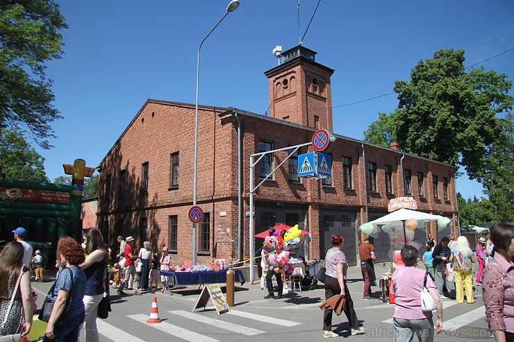 Daugavpils (www.visitdaugavpils.lv) ar vērienīgiem un saulainiem svētkiem svin 740. gadu pilsētas jubileju Daugavpils (www.visitdaugavpils.lv) ar vērienīgiem un saulainiem svētkiem svin 740. gadu pilsētas jubileju 151056