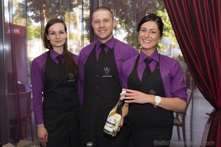 Desmit gadu laikā «Hotel Jūrmala Spa» ir kļuvusi par atpazīstamu konferenču centru un iemīļotu SPA viesnīcu ne tikai vietējai Latvijas publikai Desmit gadu laikā «Hotel Jūrmala Spa» ir kļuvusi par atpazīstamu konferenču centru un iemīļotu SPA viesnīcu ne tikai vietējai Latvijas publikai 151529