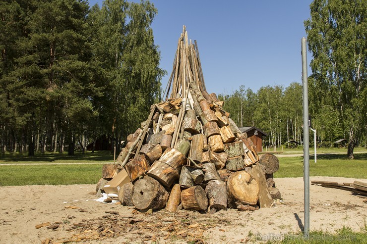 Rankuļraga kempingā «Klintis» 23. jūnijā Jūs gaida: dzīvā mūzika, konkursi un balvas un svētku ugunskuru kurināšana 152167