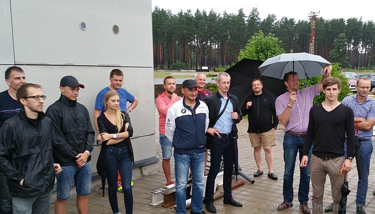 Inchcape BM Auto 6.07.2015 prezentē lietainā Biķernieku trasē «M Sport» komplektācijas automobiļus - BMW M3, BMW M4 un BMW X6 M Inchcape BM Auto 6.07.2015 prezentē lietainā Biķernieku trasē «M Sport» komplektācijas automobiļus - BMW M3, BMW M4 un BMW X6 M 153186