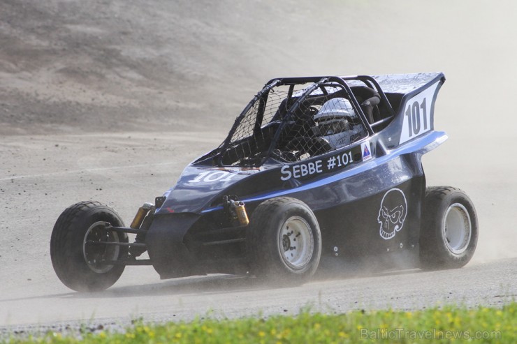 Ar spraigām cīņām sporta kompleksā 333 skatītājus priecē NEZ rallijkrosa čempionāts 155907