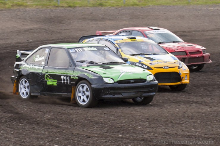 Ar spraigām cīņām sporta kompleksā 333 skatītājus priecē NEZ rallijkrosa čempionāts 155993