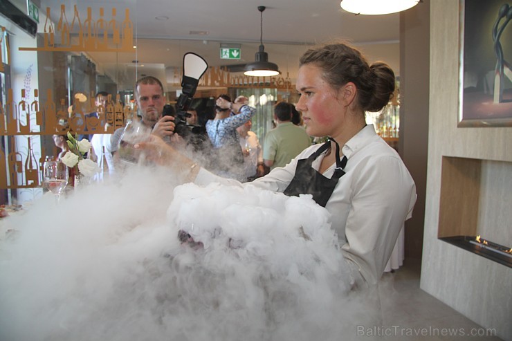Latvijas viesnīcu tīkls «Wellton Hotel Group» 7.08.2015 oficiāli atklāj jaunu viesnīcu Rīgā - «Wellton Hotel Rīga» Latvijas viesnīcu tīkls «Wellton Hotel Group» 7.08.2015 oficiāli atklāj jaunu viesnīcu Rīgā - «Wellton Hotel Rīga» 157838