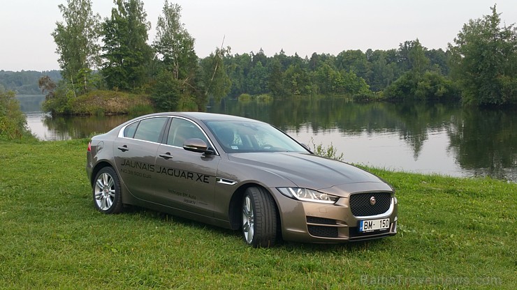 Travelnews.lv redakcija ceļo ar jauno Jaguar XE uz Vidzemi un Latgali, lai izbaudītu britu automobiļa šarmu Latvijas ceļos Travelnews.lv redakcija ceļo ar jauno Jaguar XE uz Vidzemi un Latgali, lai izbaudītu britu automobiļa šarmu Latvijas ceļos 158481