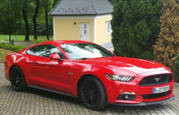 Travelnews.lv redakcija divas dienas ceļo ar jauno un leģendāro Ford Mustang (2,3 litru un 5.0 litru motoru) Ungārijā Travelnews.lv redakcija divas dienas ceļo ar jauno un leģendāro Ford Mustang (2,3 litru un 5.0 litru motoru) Ungārijā 158962