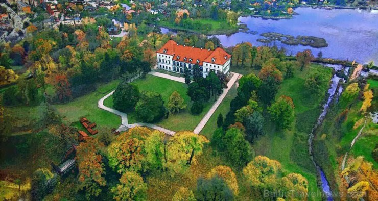 Biržos atrodas arī kunigaita Kristupa Radvila pils ar savdabīgo koka aizsardzības tiltu
Vairāk info Travel RSP Biržos atrodas arī kunigaita Kristupa Radvila pils ar savdabīgo koka aizsardzības tiltu
Vairāk info Travel RSP 159666