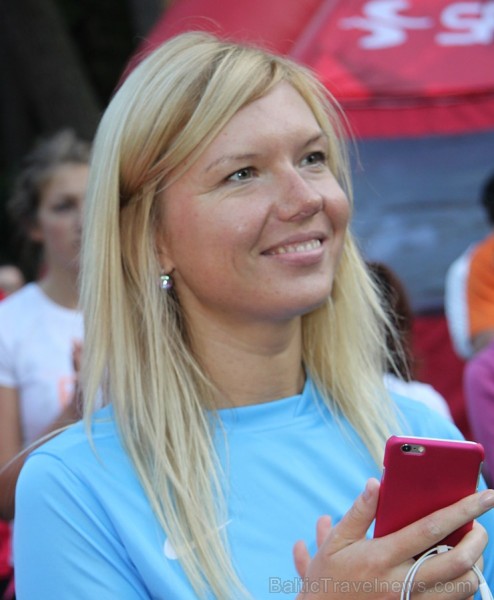 «Nike Riga Run» treniņi pulcē Mežaparkā simtiem sportisku ļaužu, jo 13.09.2015 (svētdien) entuziasti un profesionāļi sacentīsies lielākajā rudens sta «Nike Riga Run» treniņi pulcē Mežaparkā simtiem sportisku ļaužu, jo 13.09.2015 (svētdien) entuziasti un profesionāļi sacentīsies lielākajā rudens sta 159842