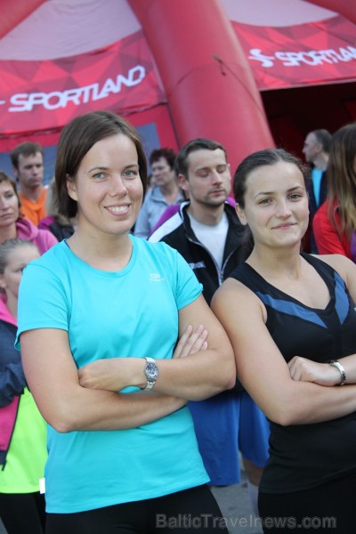 «Nike Riga Run» treniņi pulcē Mežaparkā simtiem sportisku ļaužu, jo 13.09.2015 (svētdien) entuziasti un profesionāļi sacentīsies lielākajā rudens sta «Nike Riga Run» treniņi pulcē Mežaparkā simtiem sportisku ļaužu, jo 13.09.2015 (svētdien) entuziasti un profesionāļi sacentīsies lielākajā rudens sta 159847
