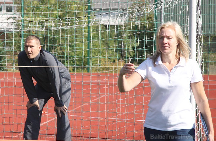 Tēva diena Ikšķiles vidusskolā tiek atzīmē sportiskā garā 160536