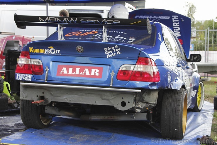 Ziemeļeiropas drifta čempionāta noslēgumā vairāk nekā 40 PRO drifteri piekūpina Biķernieku trasi Ziemeļeiropas drifta čempionāta noslēgumā vairāk nekā 40 PRO drifteri piekūpina Biķernieku trasi 161132