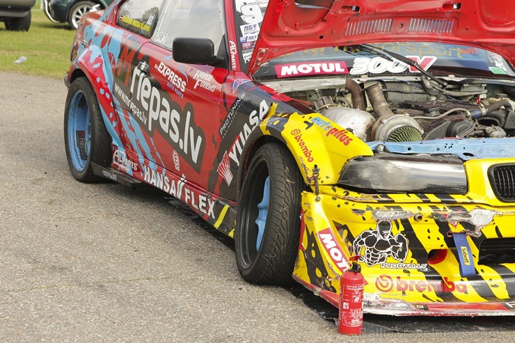 Ziemeļeiropas drifta čempionāta noslēgumā vairāk nekā 40 PRO drifteri piekūpina Biķernieku trasi Ziemeļeiropas drifta čempionāta noslēgumā vairāk nekā 40 PRO drifteri piekūpina Biķernieku trasi 161135