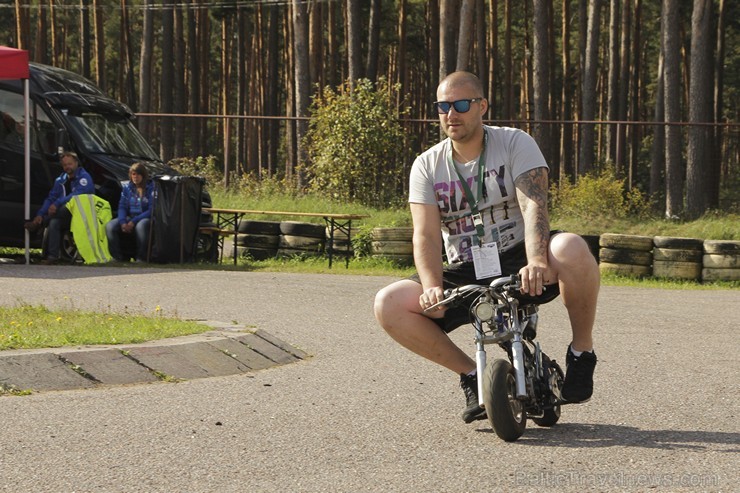 Ziemeļeiropas drifta čempionāta noslēgumā vairāk nekā 40 PRO drifteri piekūpina Biķernieku trasi Ziemeļeiropas drifta čempionāta noslēgumā vairāk nekā 40 PRO drifteri piekūpina Biķernieku trasi 161137
