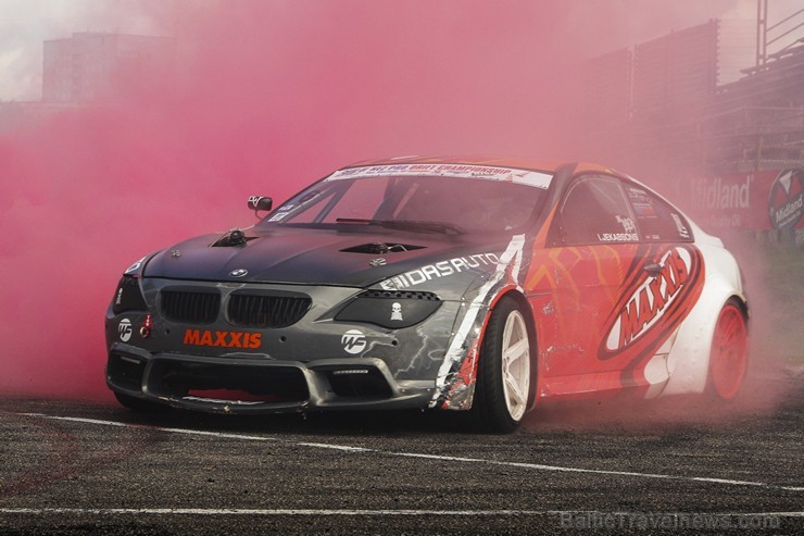 Ziemeļeiropas drifta čempionāta noslēgumā vairāk nekā 40 PRO drifteri piekūpina Biķernieku trasi Ziemeļeiropas drifta čempionāta noslēgumā vairāk nekā 40 PRO drifteri piekūpina Biķernieku trasi 161145