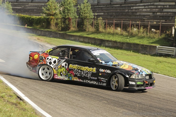 Ziemeļeiropas drifta čempionāta noslēgumā vairāk nekā 40 PRO drifteri piekūpina Biķernieku trasi Ziemeļeiropas drifta čempionāta noslēgumā vairāk nekā 40 PRO drifteri piekūpina Biķernieku trasi 161167