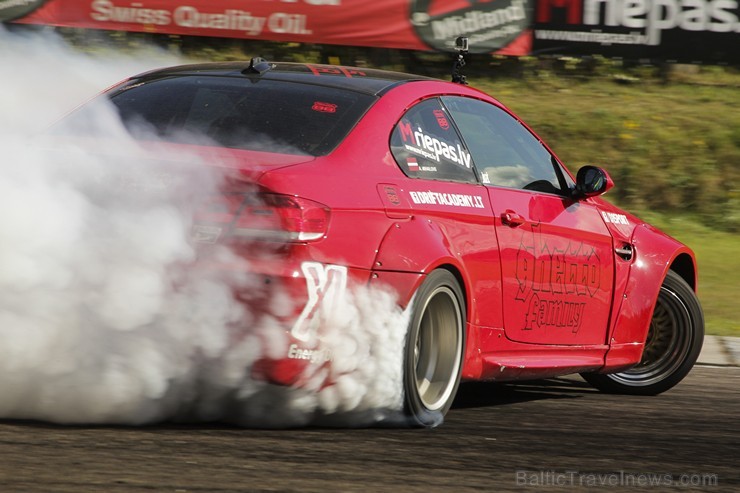 Ziemeļeiropas drifta čempionāta noslēgumā vairāk nekā 40 PRO drifteri piekūpina Biķernieku trasi Ziemeļeiropas drifta čempionāta noslēgumā vairāk nekā 40 PRO drifteri piekūpina Biķernieku trasi 161174