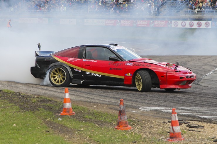 Ziemeļeiropas drifta čempionāta noslēgumā vairāk nekā 40 PRO drifteri piekūpina Biķernieku trasi Ziemeļeiropas drifta čempionāta noslēgumā vairāk nekā 40 PRO drifteri piekūpina Biķernieku trasi 161183