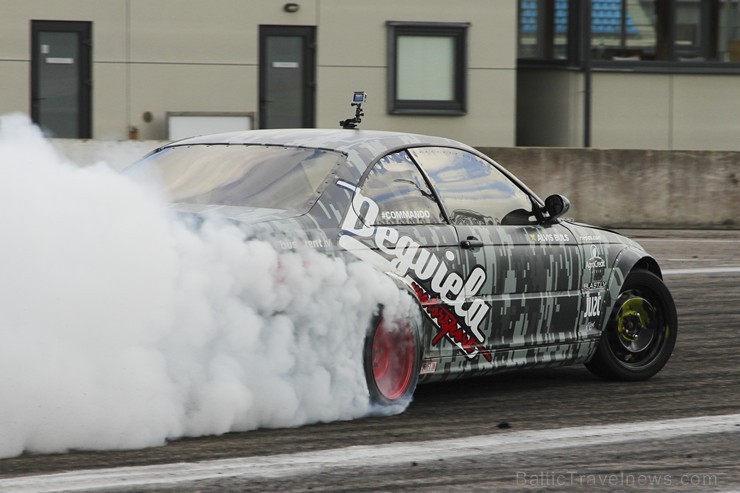 Ziemeļeiropas drifta čempionāta noslēgumā vairāk nekā 40 PRO drifteri piekūpina Biķernieku trasi Ziemeļeiropas drifta čempionāta noslēgumā vairāk nekā 40 PRO drifteri piekūpina Biķernieku trasi 161185