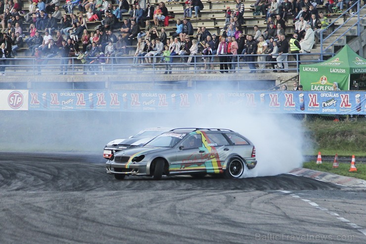 Ziemeļeiropas drifta čempionāta noslēgumā vairāk nekā 40 PRO drifteri piekūpina Biķernieku trasi Ziemeļeiropas drifta čempionāta noslēgumā vairāk nekā 40 PRO drifteri piekūpina Biķernieku trasi 161212