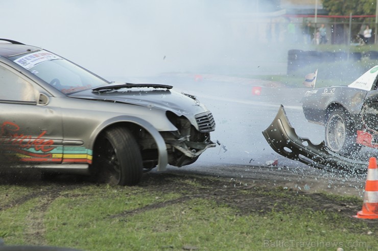 Ziemeļeiropas drifta čempionāta noslēgumā vairāk nekā 40 PRO drifteri piekūpina Biķernieku trasi Ziemeļeiropas drifta čempionāta noslēgumā vairāk nekā 40 PRO drifteri piekūpina Biķernieku trasi 161216