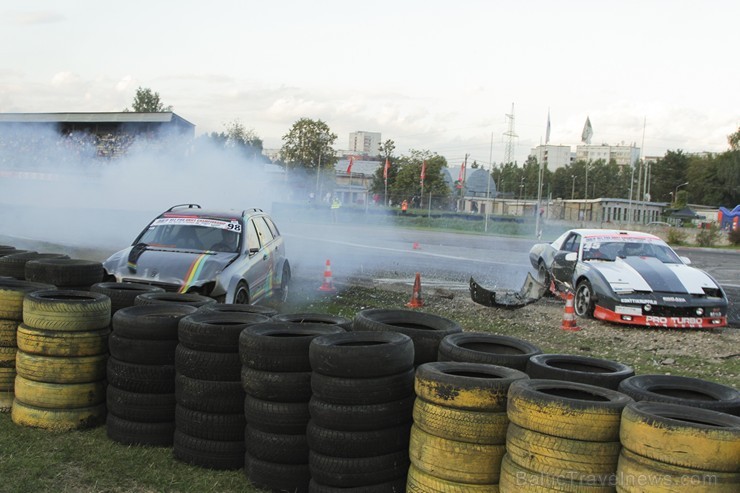 Ziemeļeiropas drifta čempionāta noslēgumā vairāk nekā 40 PRO drifteri piekūpina Biķernieku trasi Ziemeļeiropas drifta čempionāta noslēgumā vairāk nekā 40 PRO drifteri piekūpina Biķernieku trasi 161217