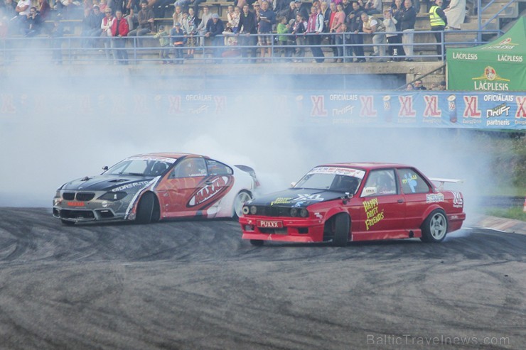 Ziemeļeiropas drifta čempionāta noslēgumā vairāk nekā 40 PRO drifteri piekūpina Biķernieku trasi Ziemeļeiropas drifta čempionāta noslēgumā vairāk nekā 40 PRO drifteri piekūpina Biķernieku trasi 161220