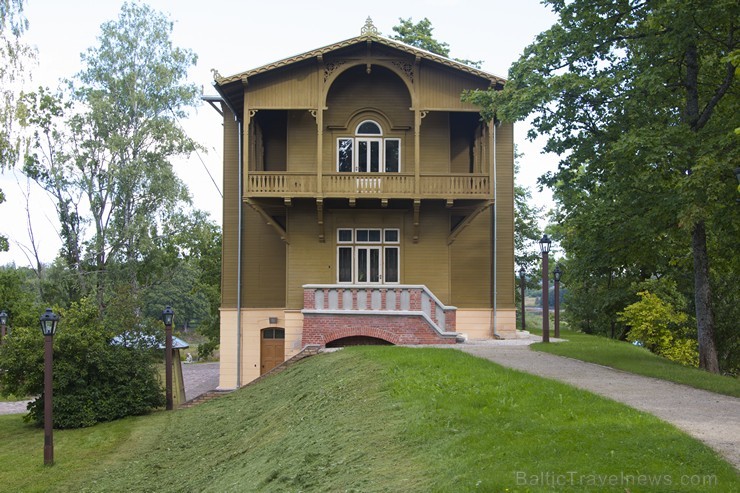 Kuldīgas pilsētas dārzs kļuvis par kuldīdznieku un pilsētas viesu iemīļotu atpūtas un pastaigu vietu Kuldīgas pilsētas dārzs kļuvis par kuldīdznieku un pilsētas viesu iemīļotu atpūtas un pastaigu vietu 161246