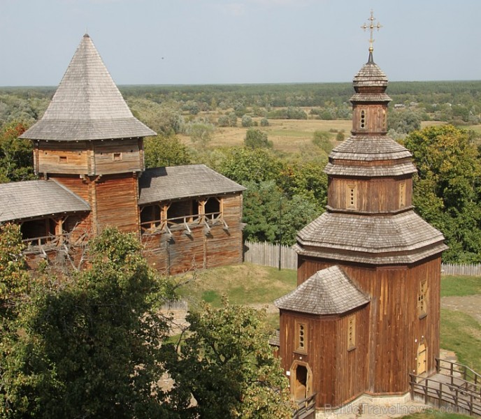 2008. gadā rekonstruētais Baturinas cietoksnis (18. gadsimta sākums). Vairāk informācijas - www.baturin-capital.gov.ua 2008. gadā rekonstruētais Baturinas cietoksnis (18. gadsimta sākums). Vairāk informācijas - www.baturin-capital.gov.ua 161388