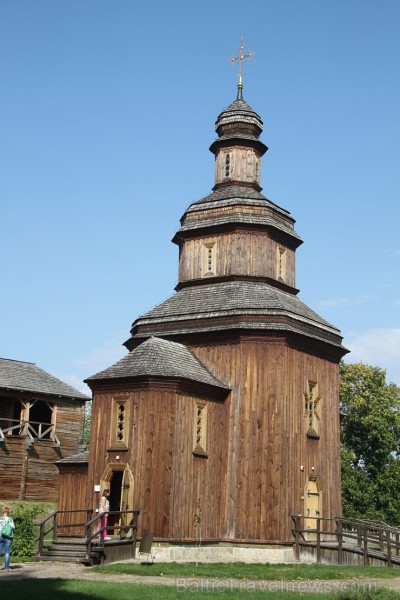 2008. gadā rekonstruētais Baturinas cietoksnis (18. gadsimta sākums). Vairāk informācijas - www.baturin-capital.gov.ua 2008. gadā rekonstruētais Baturinas cietoksnis (18. gadsimta sākums). Vairāk informācijas - www.baturin-capital.gov.ua 161391