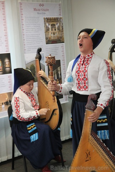 Latvijas Republikas goda konsulāts Čerņigovas apgabalā. Vairāk informācijas - www.chernigiv-rada.gov.ua Latvijas Republikas goda konsulāts Čerņigovas apgabalā. Vairāk informācijas - www.chernigiv-rada.gov.ua 161586