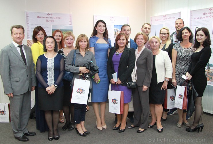 Latvijas Republikas goda konsulāts Čerņigovas apgabalā. Vairāk informācijas - www.chernigiv-rada.gov.ua Latvijas Republikas goda konsulāts Čerņigovas apgabalā. Vairāk informācijas - www.chernigiv-rada.gov.ua 161593