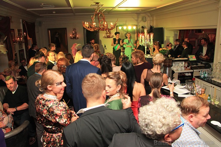 Labdalības pasākums «Martas balle 2015» otro reizi (25.09.2015) pulcējas «Grand Palace Hotel Rīga». Šoreiz ziedo Rīgas Austrumu klīniskās universitāte Labdalības pasākums «Martas balle 2015» otro reizi (25.09.2015) pulcējas «Grand Palace Hotel Rīga». Šoreiz ziedo Rīgas Austrumu klīniskās universitāte 161638
