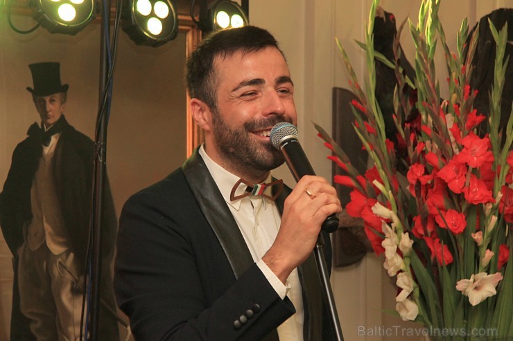 Labdalības pasākums «Martas balle 2015» otro reizi (25.09.2015) pulcējas «Grand Palace Hotel Rīga». Šoreiz ziedo Rīgas Austrumu klīniskās universitāte Labdalības pasākums «Martas balle 2015» otro reizi (25.09.2015) pulcējas «Grand Palace Hotel Rīga». Šoreiz ziedo Rīgas Austrumu klīniskās universitāte 161649
