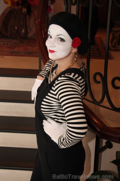Labdalības pasākums «Martas balle 2015» otro reizi (25.09.2015) pulcējas «Grand Palace Hotel Rīga». Šoreiz ziedo Rīgas Austrumu klīniskās universitāte Labdalības pasākums «Martas balle 2015» otro reizi (25.09.2015) pulcējas «Grand Palace Hotel Rīga». Šoreiz ziedo Rīgas Austrumu klīniskās universitāte 161670