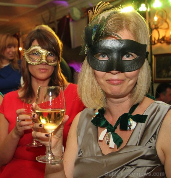 Labdalības pasākums «Martas balle 2015» otro reizi (25.09.2015) pulcējas «Grand Palace Hotel Rīga». Šoreiz ziedo Rīgas Austrumu klīniskās universitāte Labdalības pasākums «Martas balle 2015» otro reizi (25.09.2015) pulcējas «Grand Palace Hotel Rīga». Šoreiz ziedo Rīgas Austrumu klīniskās universitāte 161673