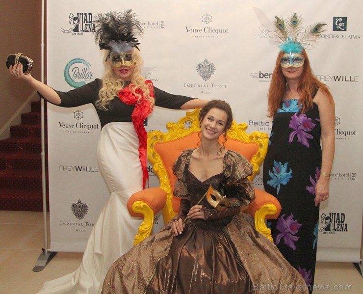 Labdalības pasākums «Martas balle 2015» otro reizi (25.09.2015) pulcējas «Grand Palace Hotel Rīga». Šoreiz ziedo Rīgas Austrumu klīniskās universitāte Labdalības pasākums «Martas balle 2015» otro reizi (25.09.2015) pulcējas «Grand Palace Hotel Rīga». Šoreiz ziedo Rīgas Austrumu klīniskās universitāte 161680